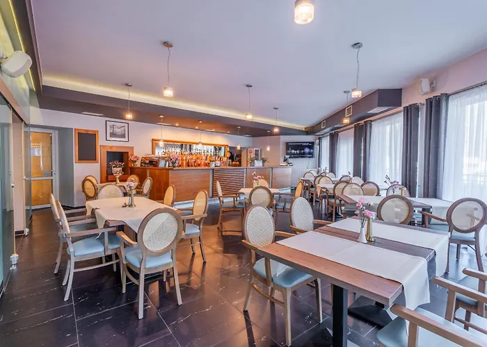 Baginski & Chabinka ミエンジズドロイェ